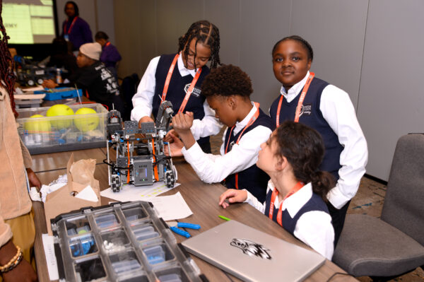 2027 Convention PCI -VEX Robotics V5 Competition